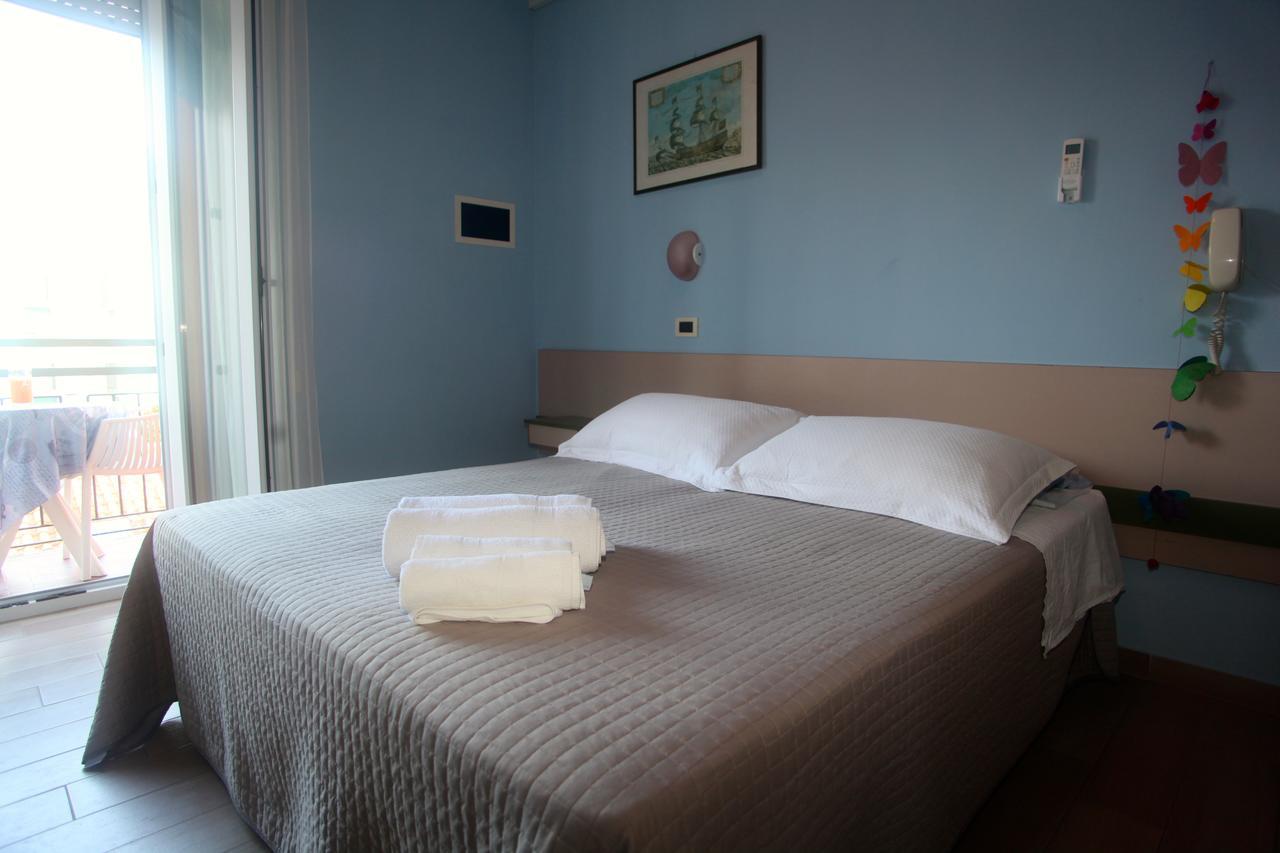 Hotel Eureka Rimini Luaran gambar